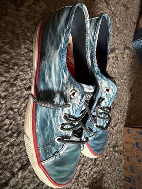 Sperry Jaws size 8 Canvas Boat Shoes with Red Trim
